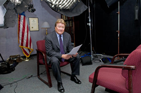 60 Minutes correspondent Steve Krof by Michael Sofronski Photography